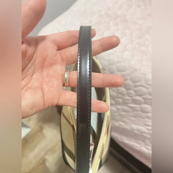 Burberry super nova check shoulder bag - Picture 8 of 8